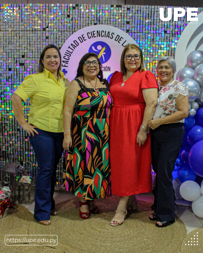 Cena de Fin de Año en la Facultad de Ciencias de la Salud: Celebrando un Año de Éxitos Académicos en UPE